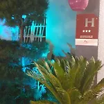 酒店 Logis & Restaurant Le 3*