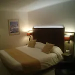 Logis & Restaurant Le 弗洛恩斯