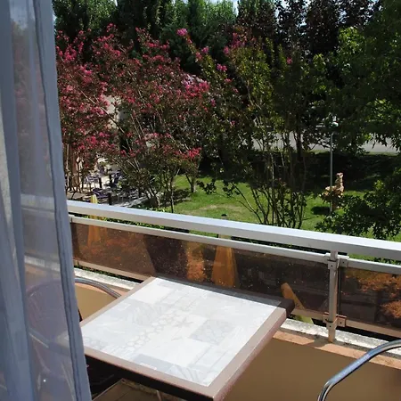 Logis & Restaurant Le Hotel 3*