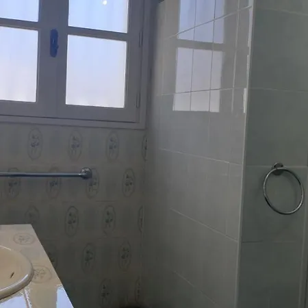 Hotel Logis & Restaurant Le 3*