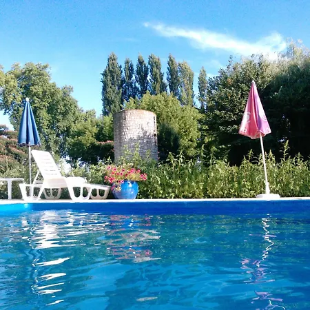 Logis & Restaurant Le 3* Fleurance