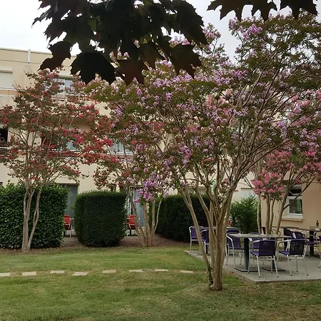 Logis & Restaurant Le ホテル