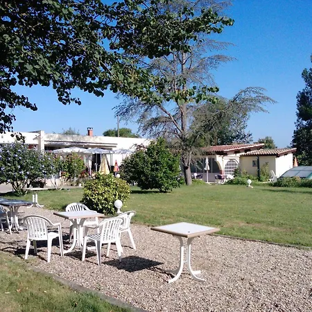 Logis & Restaurant Le Hotel