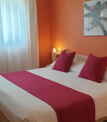 Logis & Restaurant Le Hotel