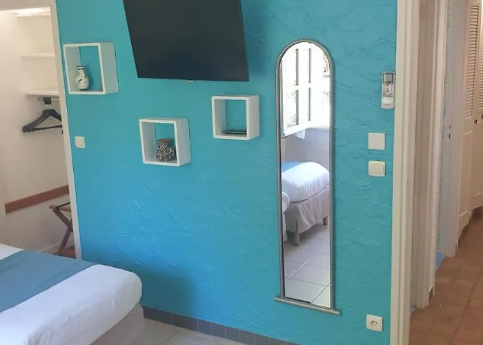 Logis & Restaurant Le Fleurance