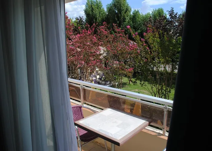 Logis & Restaurant Le