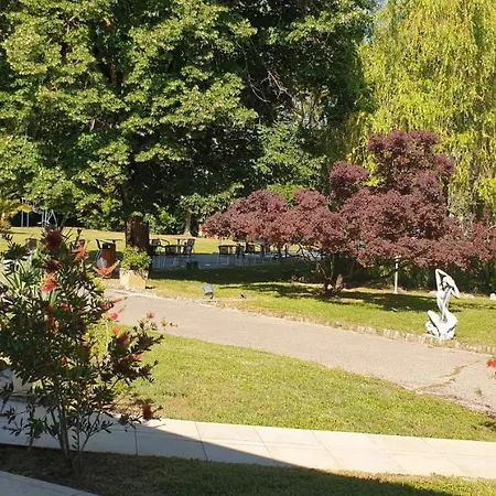 酒店 Logis & Restaurant Le 弗洛恩斯