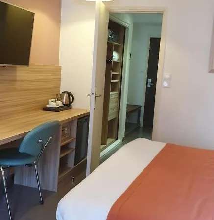 Hotell Logis & Restaurant Le Fleurance