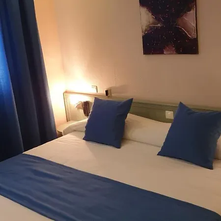 酒店 Logis & Restaurant Le 弗洛恩斯