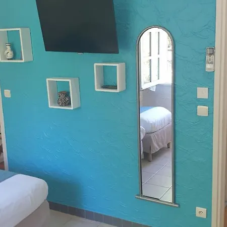 Logis & Restaurant Le 弗洛恩斯