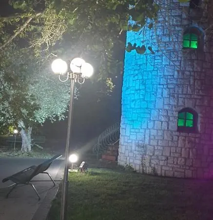 Logis & Restaurant Le Отель