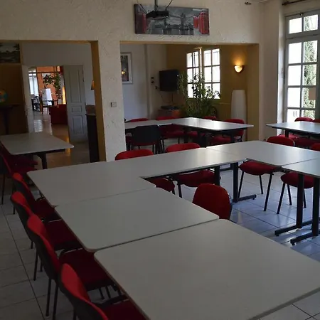 Hotel Logis & Restaurant Le 3*