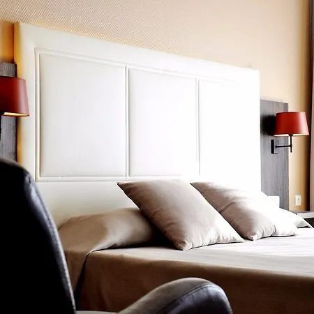 Logis & Restaurant Le 3* Fleurance