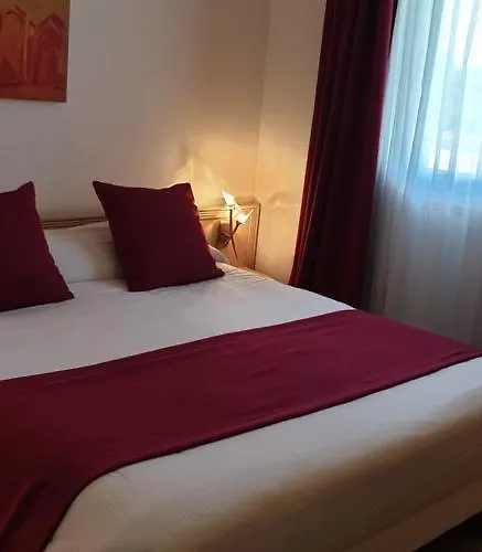 Logis & Restaurant Le Hotel