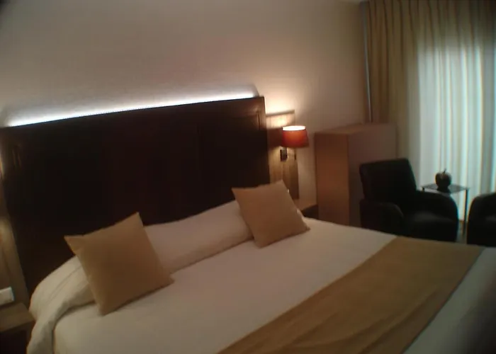 Logis & Restaurant Le Fleurance