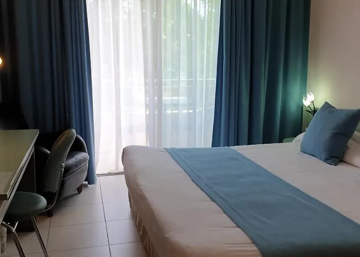 Logis & Restaurant Le Hotel