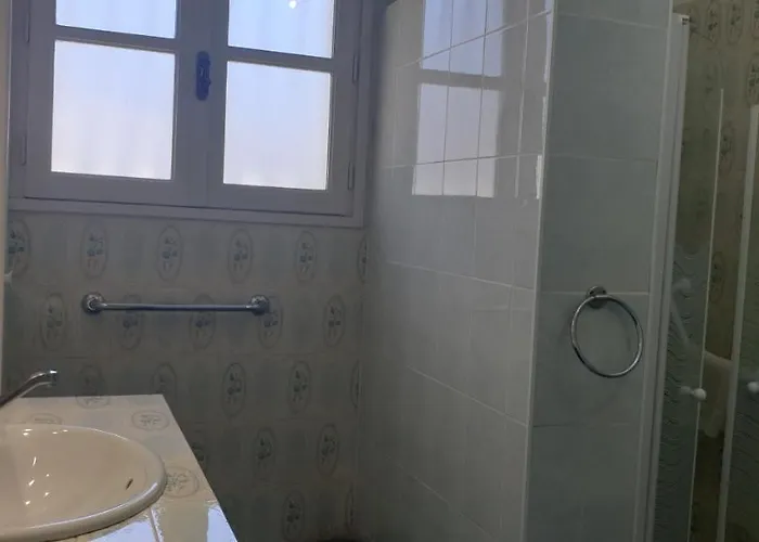 Hotel Logis & Restaurant Le 3*