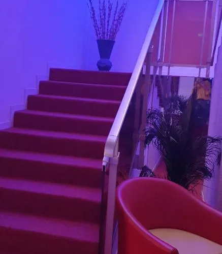 Logis & Restaurant Le Hotel 3*