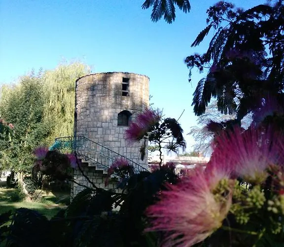 Logis & Restaurant Le