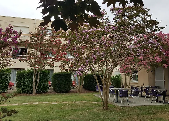 Logis & Restaurant Le Hotel